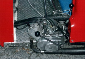 50 ccm, 3 Gang Halbautomatikmotor