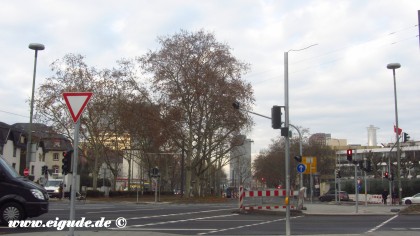 Kennedyallee - Stresemannallee